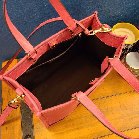 Coach Dempsey - Picture 8 of 15